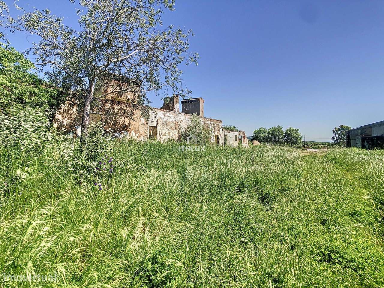 Investimento Potencial: 9 Ruínas em Vila Boim, Elvas, junto à EN - Grande imagem: 5/12