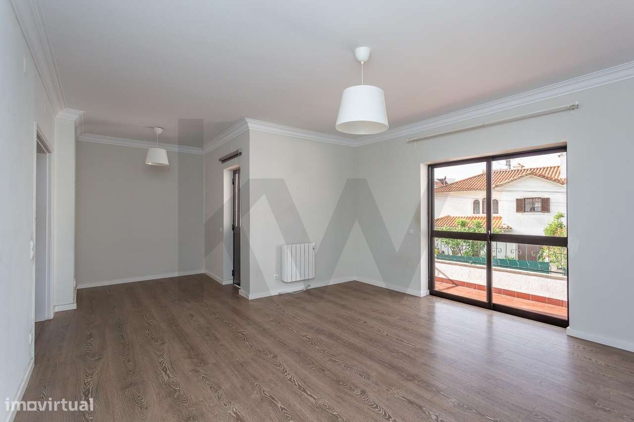 Andar de Moradia T2-27