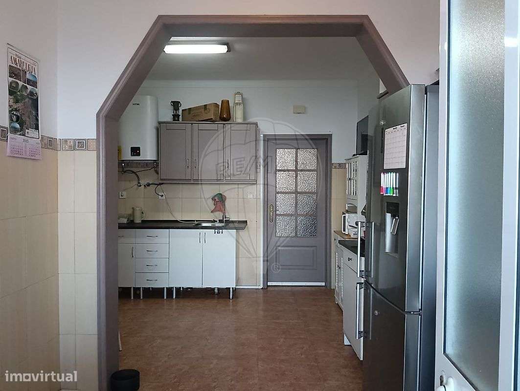 Moradia T2 para venda - Grande imagem: 2/17