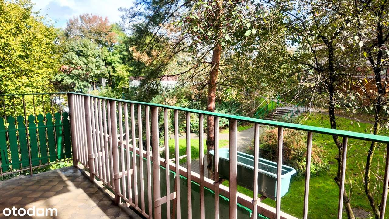 Czyżyny | kawalerka do aranżacji na 2 pokoje | przestronny balkon-11