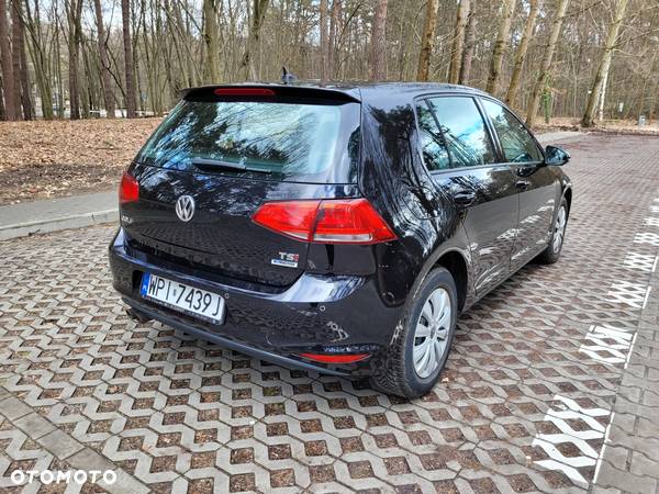 Volkswagen Golf - 11