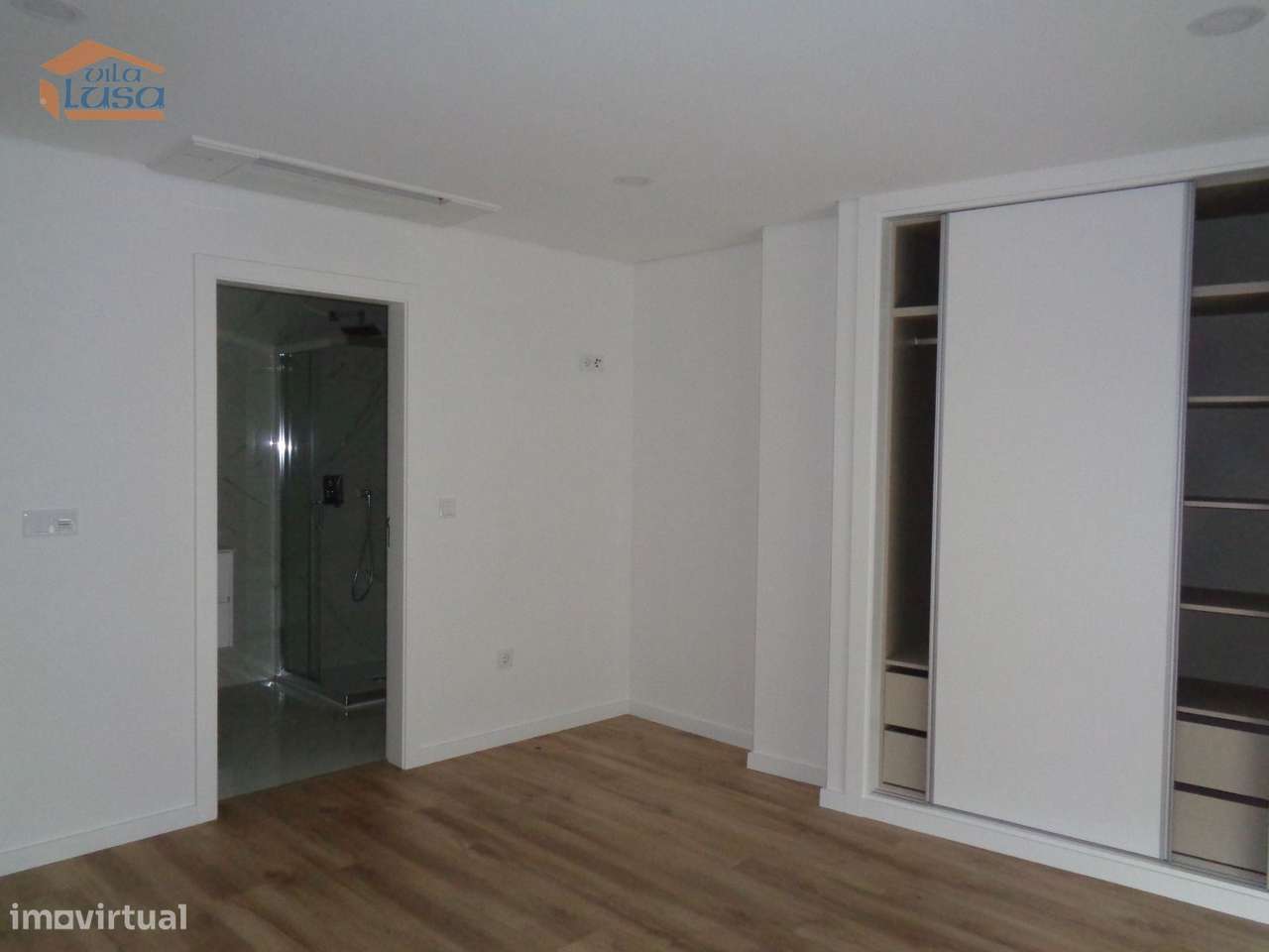 T4 no Centro da Cidade - Grande imagem: 5/13