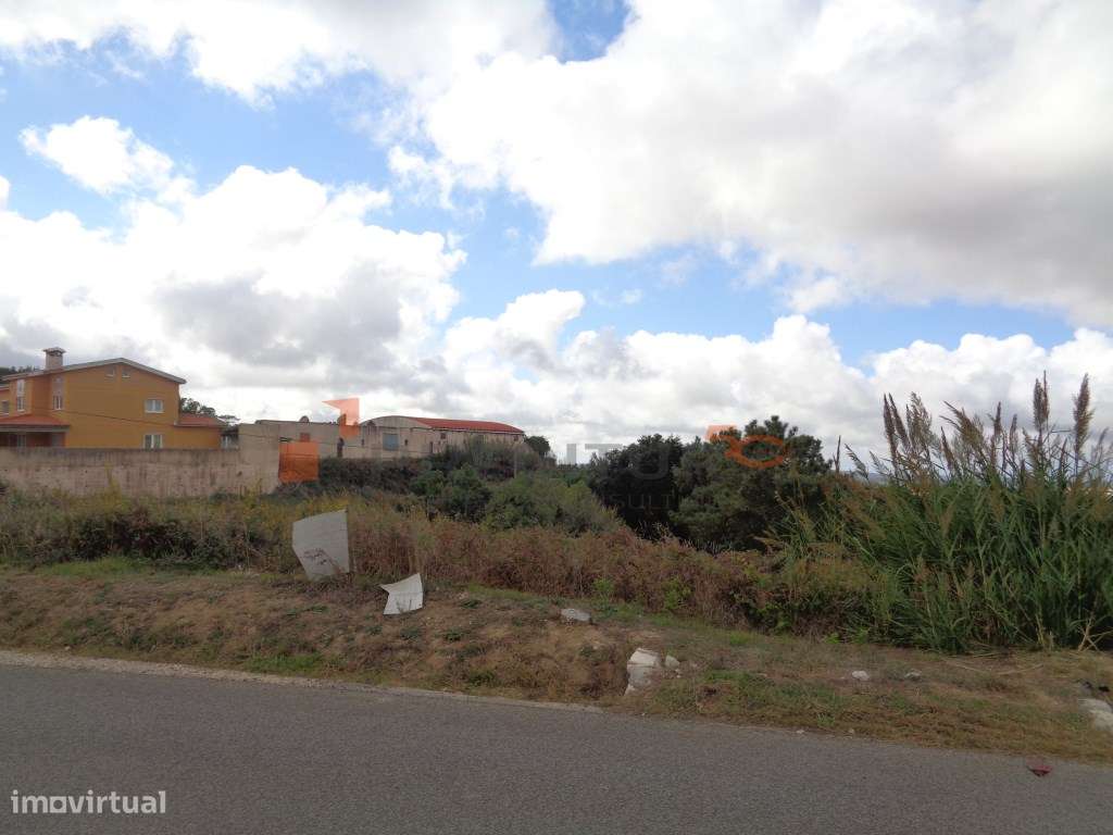 Terreno de 4440 m2 com vista para a Lagoa de Óbidos-2