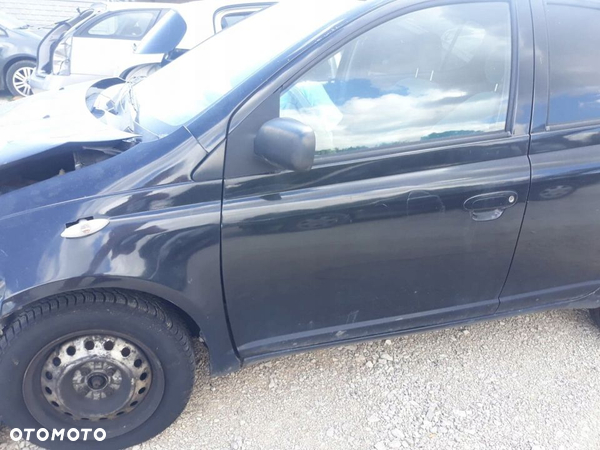 TOYOTA YARIS I 1,0 POMPA WSPOMAGANIA - 2