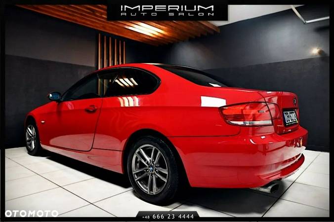 BMW Seria 3 320i Edition Sport - 12