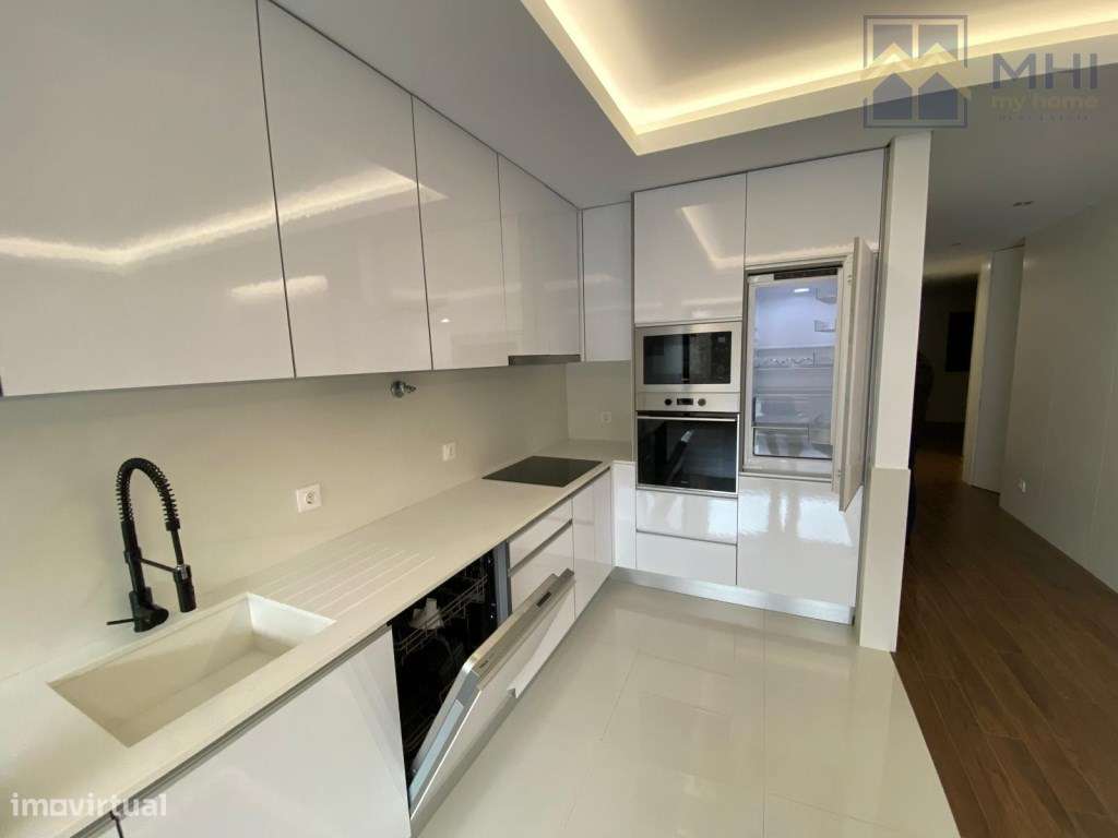 Apartamento T3 em Ramalde (Centro)-5