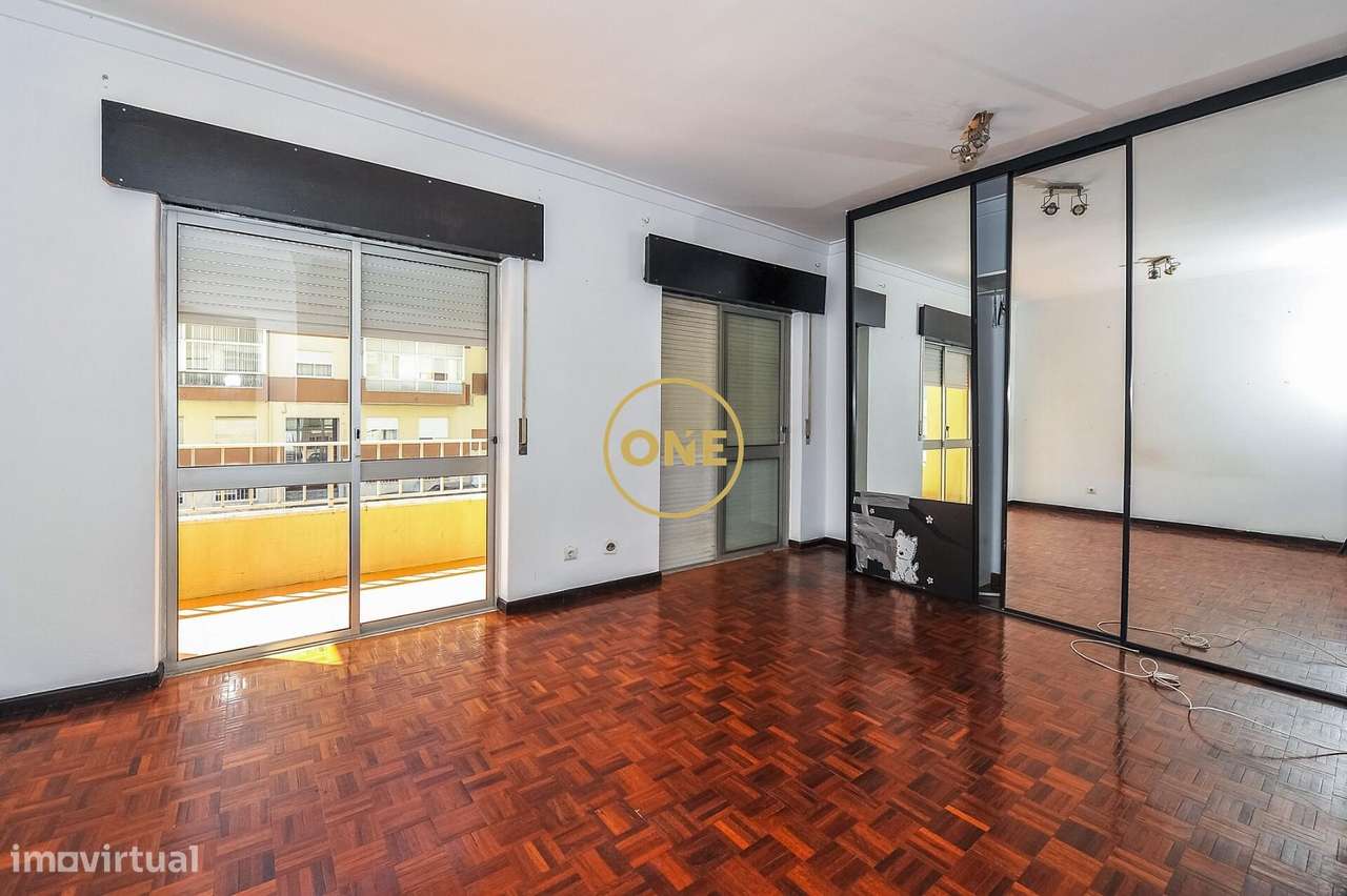 Apartamento T3 à venda na Cova da Piedade, Almada-12