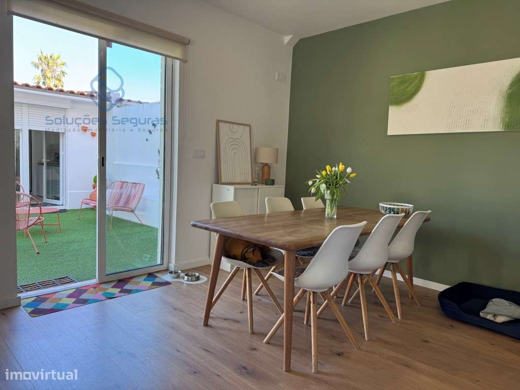 Moradia T3 com Piscina + Anexo T0 | Moita | Excelente Oportunidade!-7