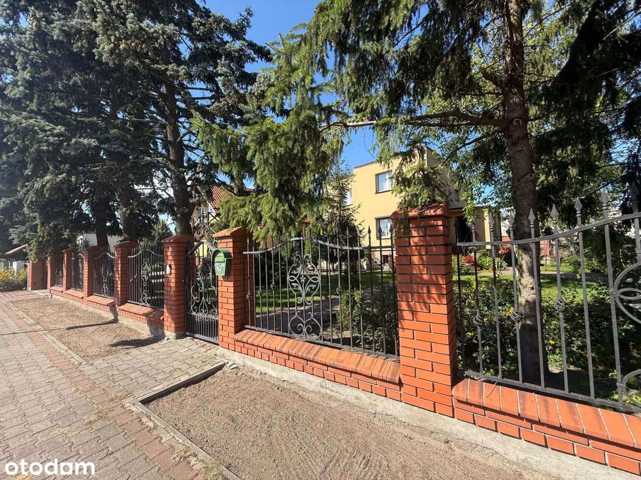 Dom na sprzedaż, 8 pokoi, 230 m², Koło