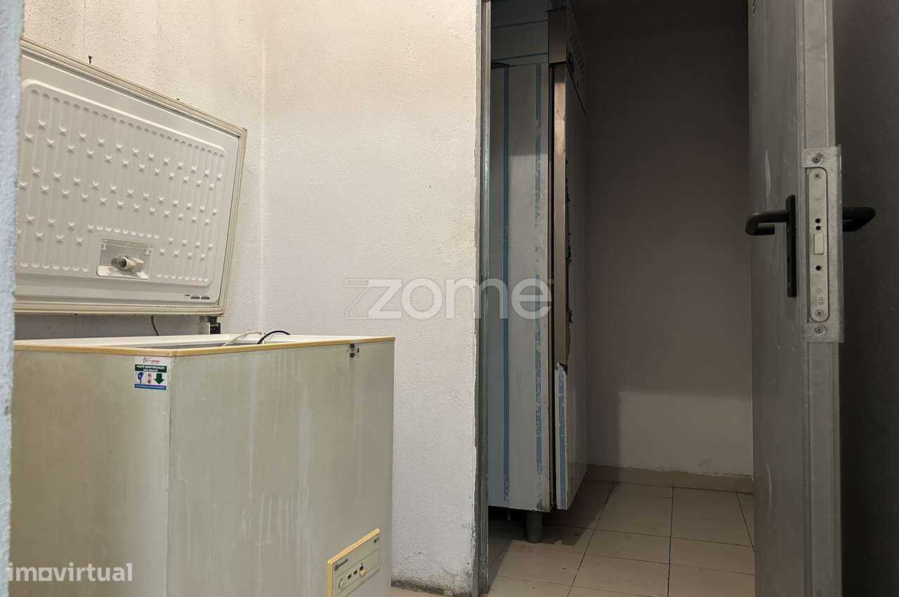 Trespasse de restaurante, em Carnaxide-19