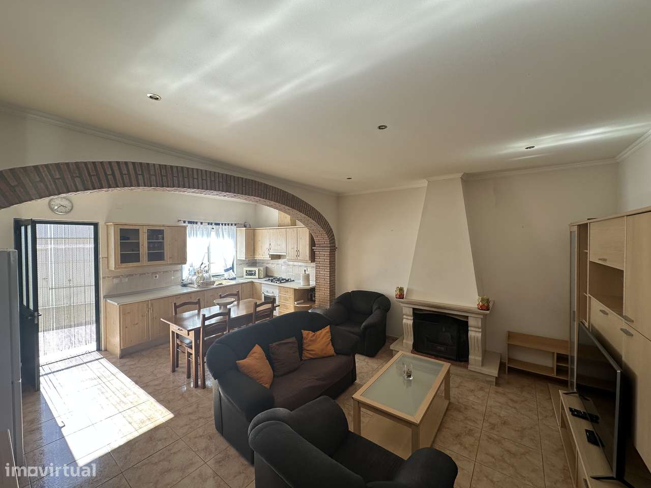 Moradia T4 em Banda na Amareleja - Grande imagem: 2/23