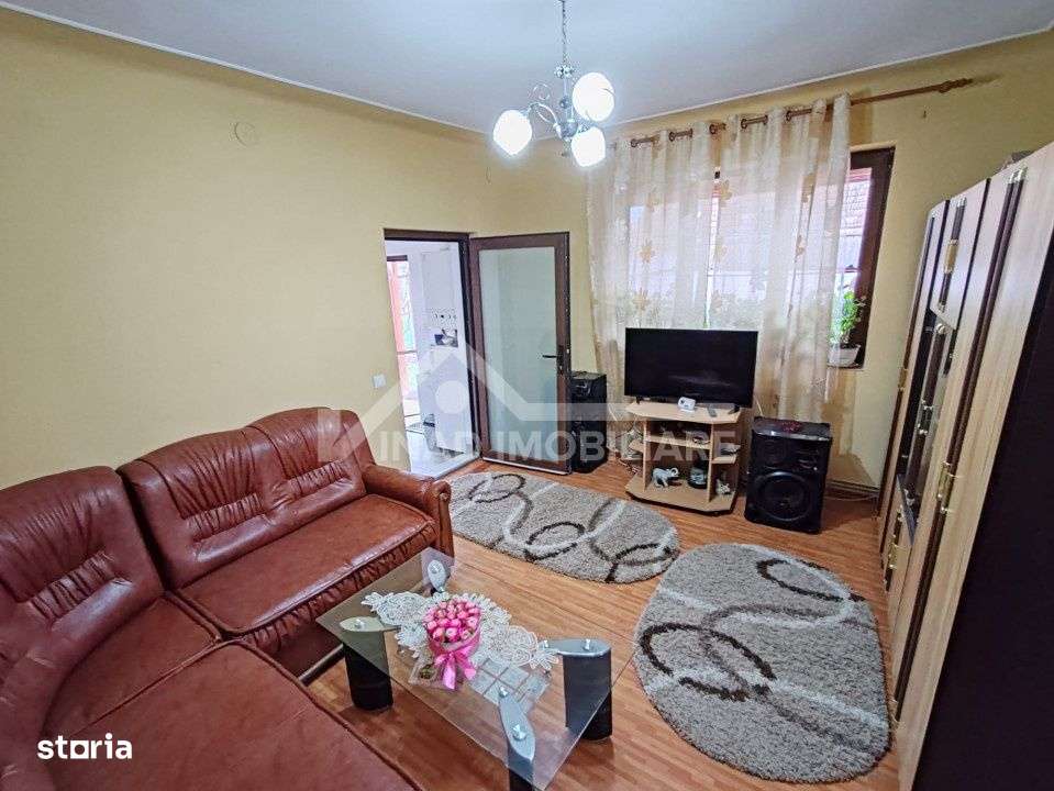 Casa individuala, 100 mp utili, 242 mp teren, Str. Trandafirilor-8