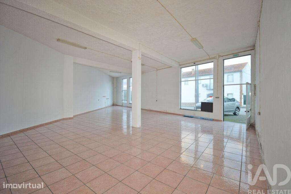 Loja / Estabelecimento Comercial em Espinhal de 436,00 m2 - Grande imagem: 5/15