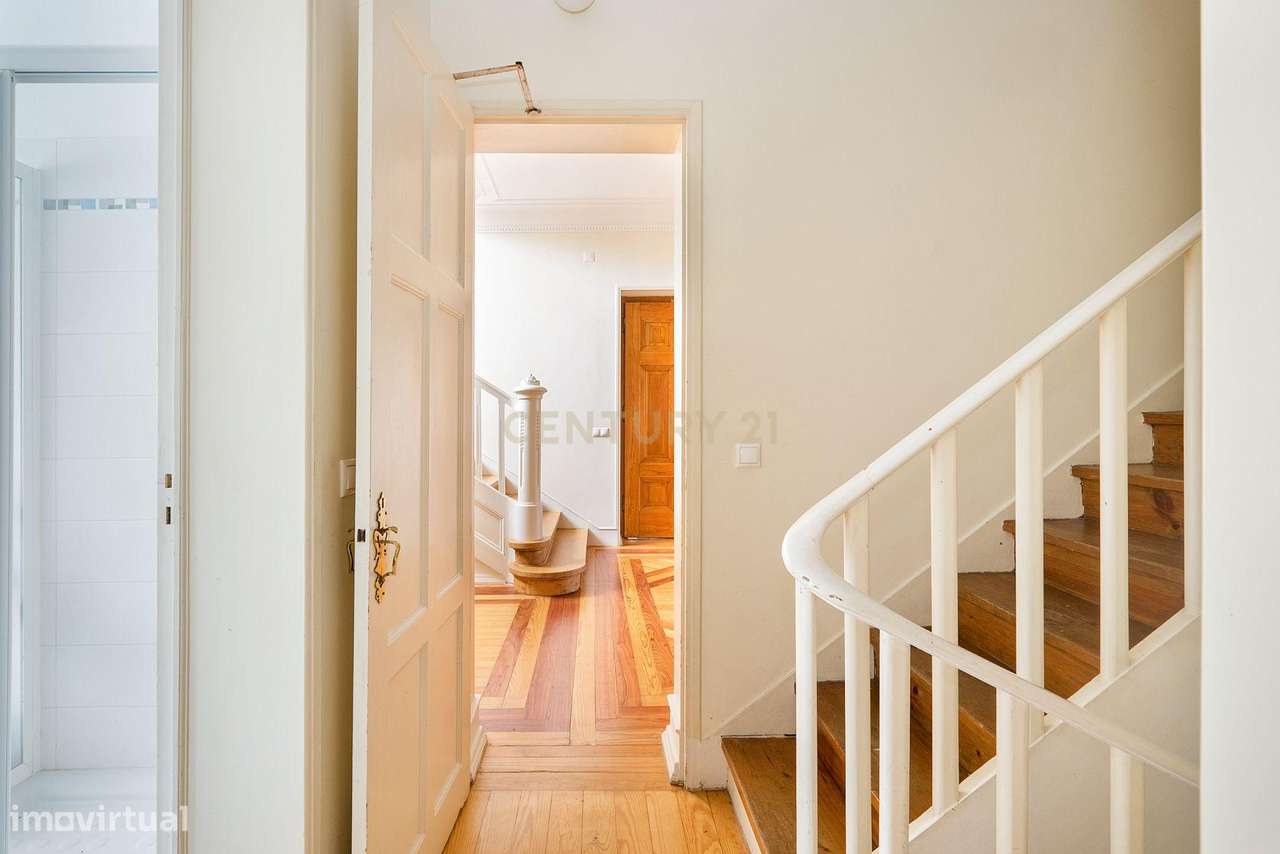 Fantástica Moradia no Restelo - Belém-13