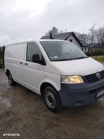 Volkswagen Transporter - 1