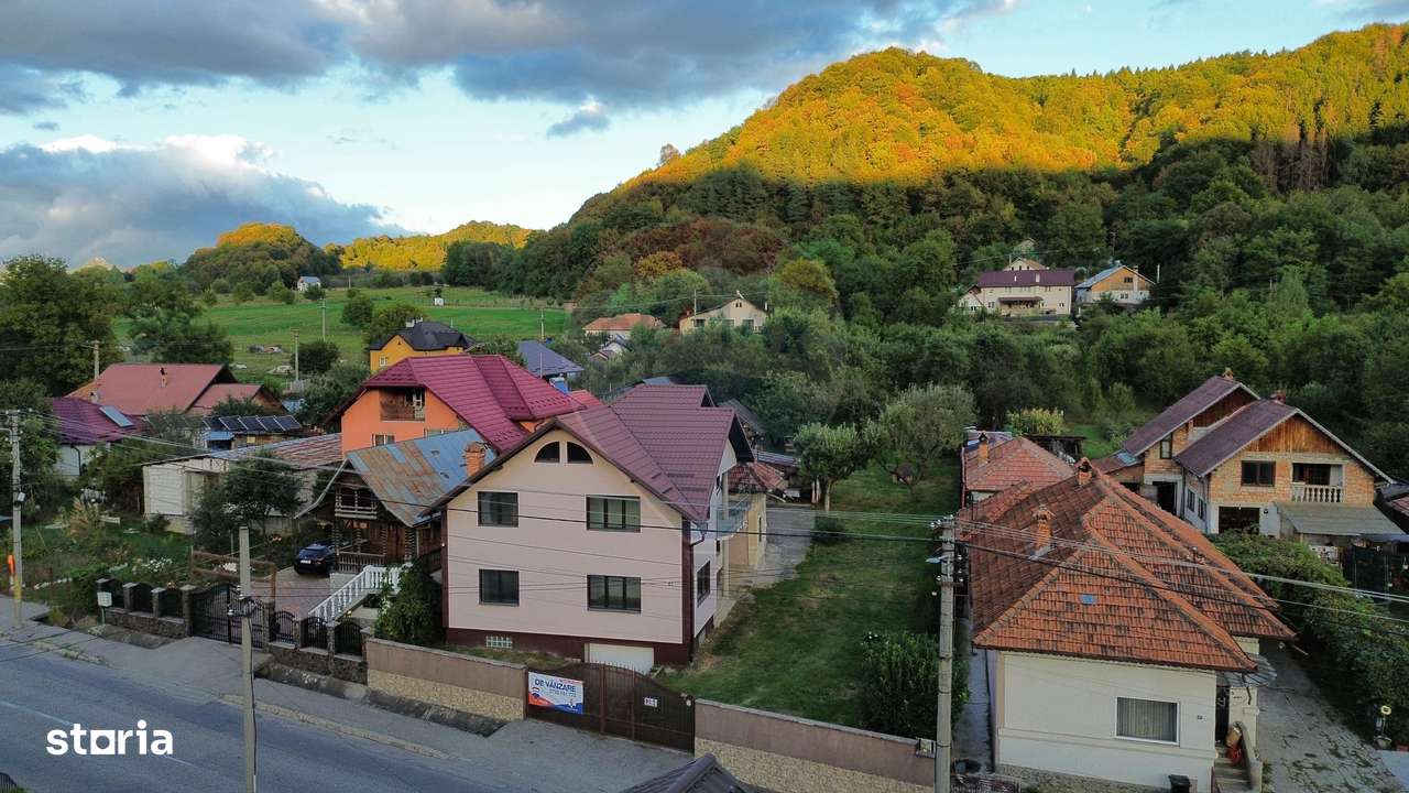 Casă de vânzare în Câmpulung la preț de apartament.-4