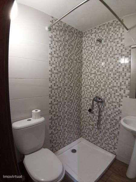 Moradia em canal-caveira - Grande imagem: 5/8