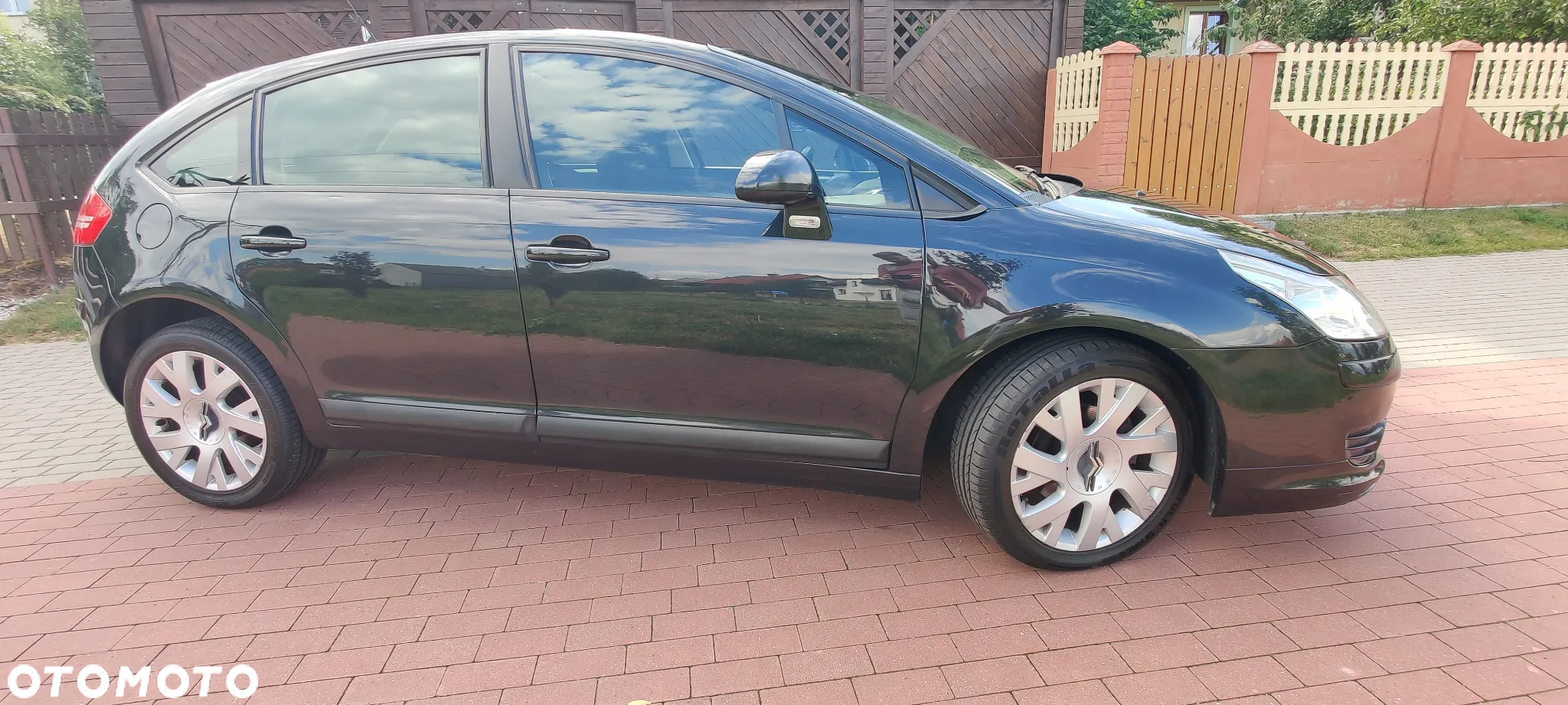 Citroën C4 2.0 16V Exclusive - 4