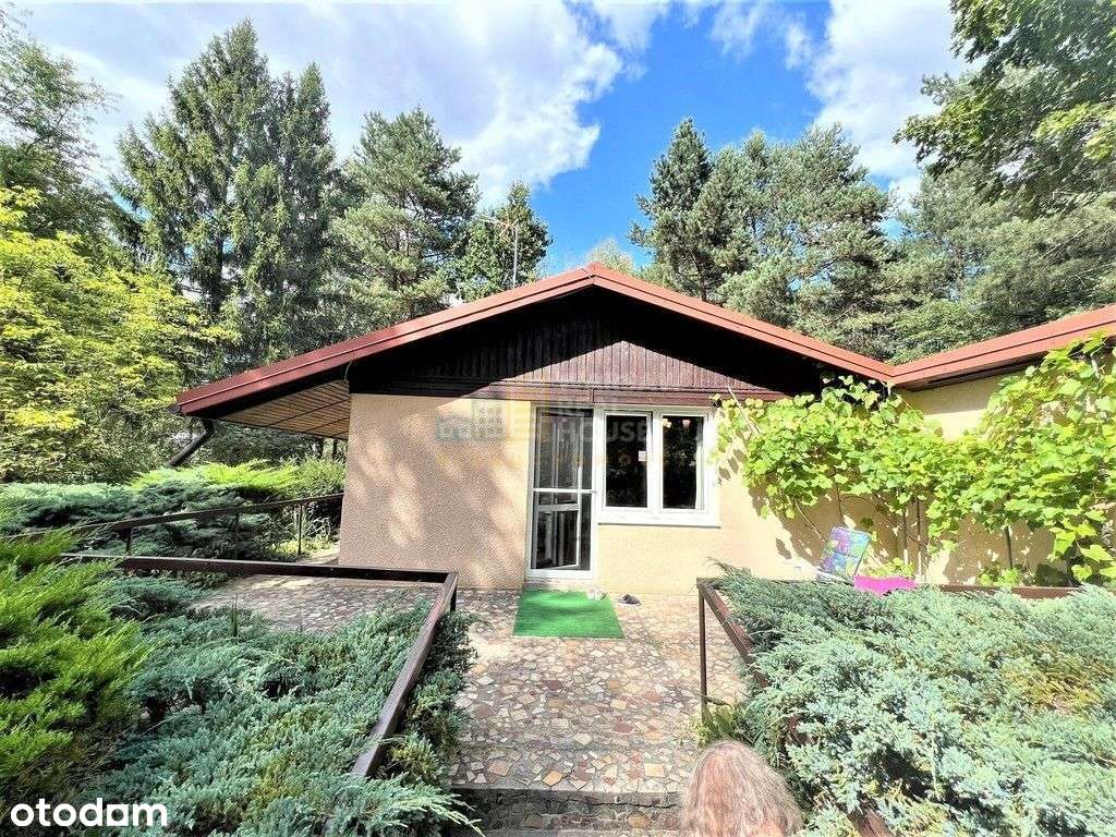 Urocza działka z domkiem - Wola Karczewska-8