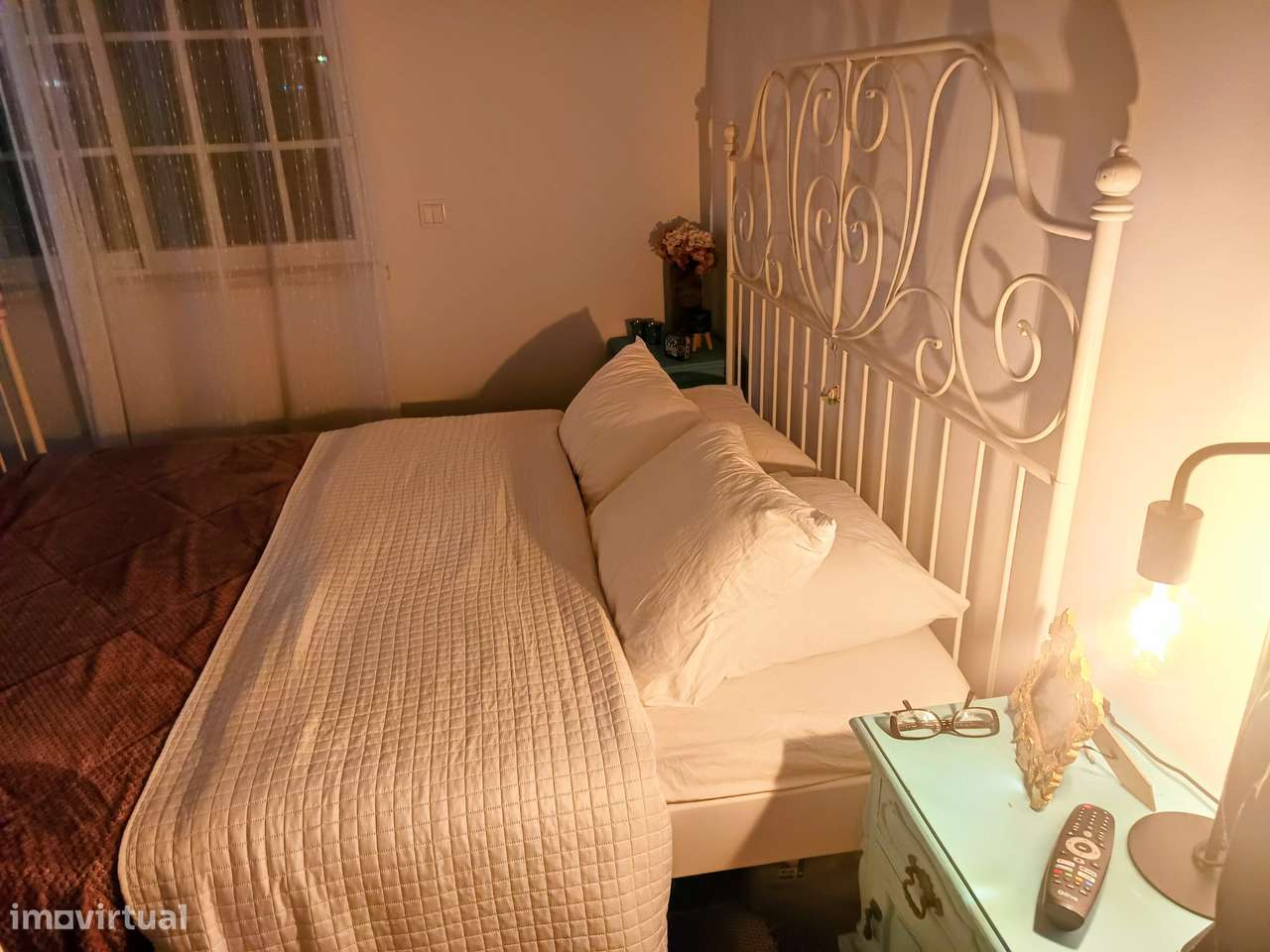 Quarto de solteira com despesas incluídas e boa localização - Grande imagem: 3/3