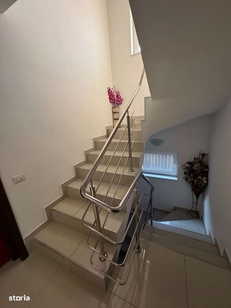 Casa zona Ford - Imagine principală: 4/14