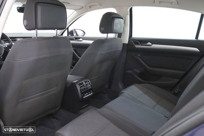 VW Passat 2.0 TDI (BlueMotion ) Comfortline - 8