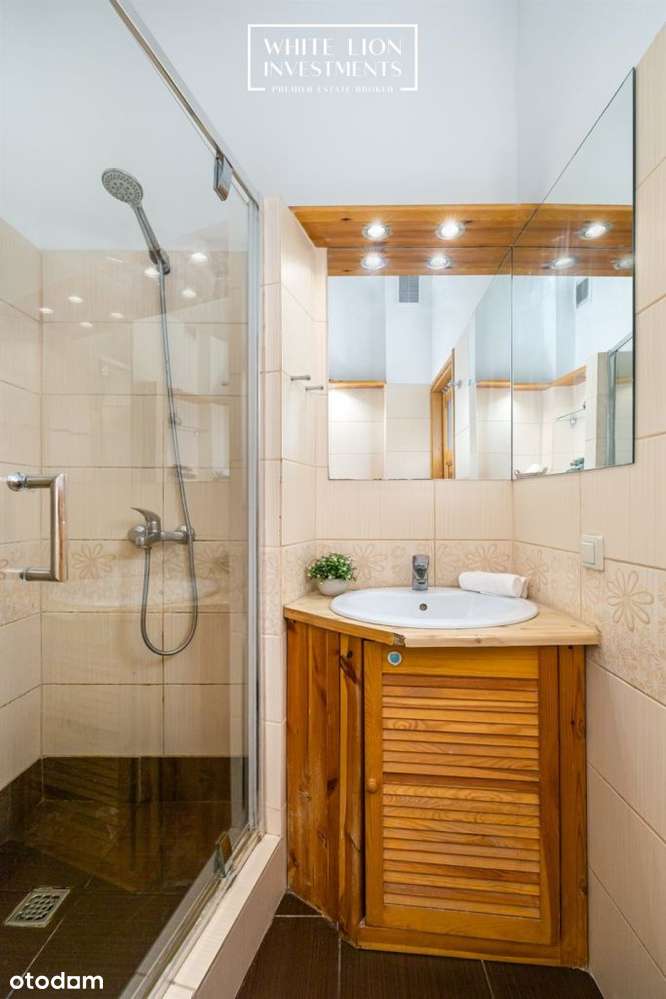 2pok.ostatnie piętro,kamienica,metro na Woli-10