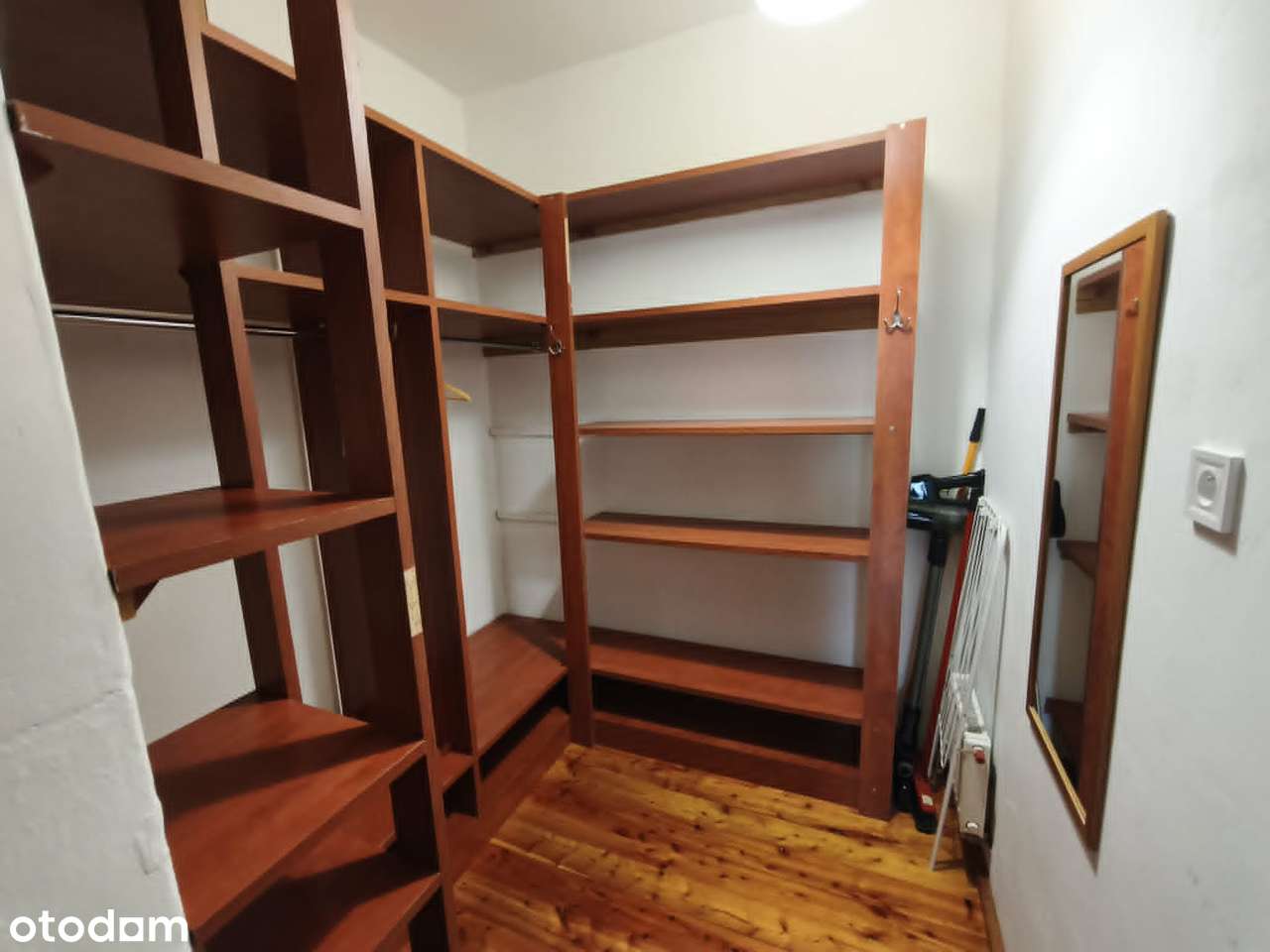 Klimatyczna duża kawalerka 44 m² ul. Oleśnicka / Jedności Narodowej - Widok 3