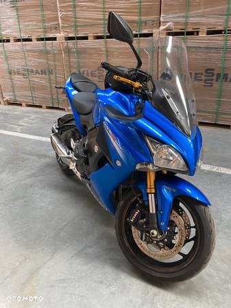 Suzuki GSX 1000 - 6