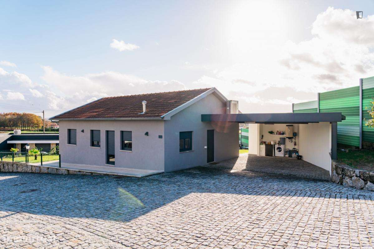 Casa com 2 quartos - localizado em Braga - Grande imagem: 3/8