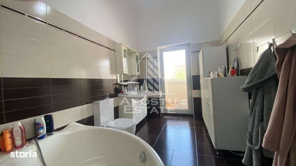 SAD cu 3 camere + spatiu comercial la demisol, - Imagine principală: 5/18