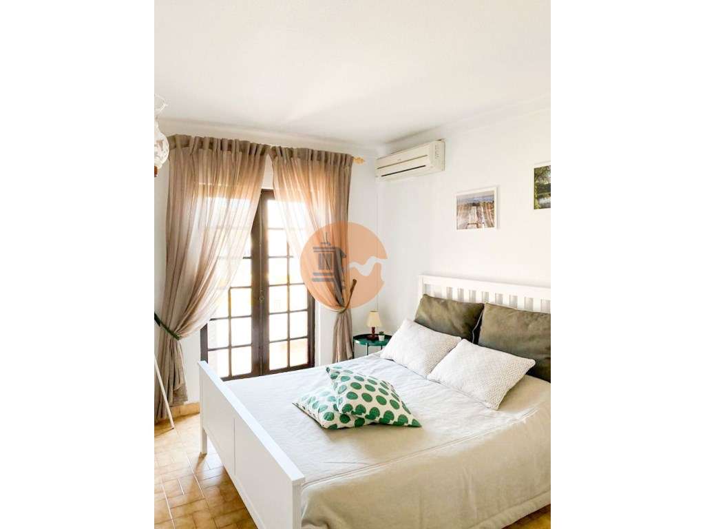 Moradia T3 +1 a 300 metros da Praia em Altura para Arrendamento de ... - Grande imagem: 5/12