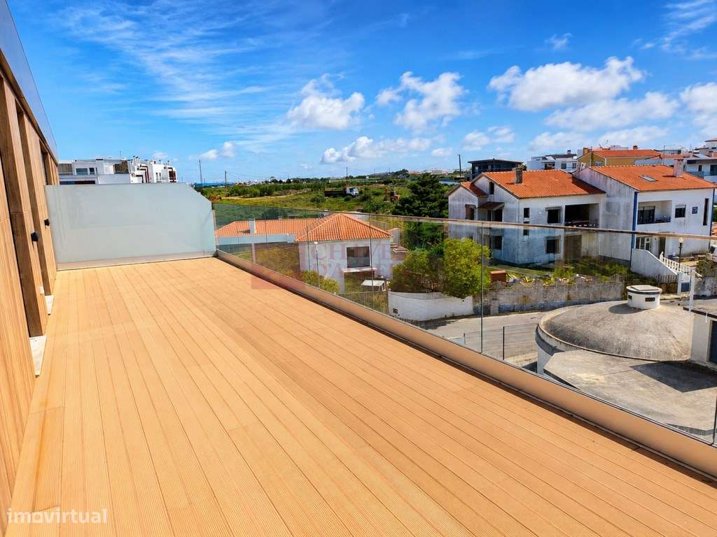 ERICEIRA - COBERTURA T2 EM CONDOMÍNIO FECHADO COM EXCELENTE VISTA D...-24