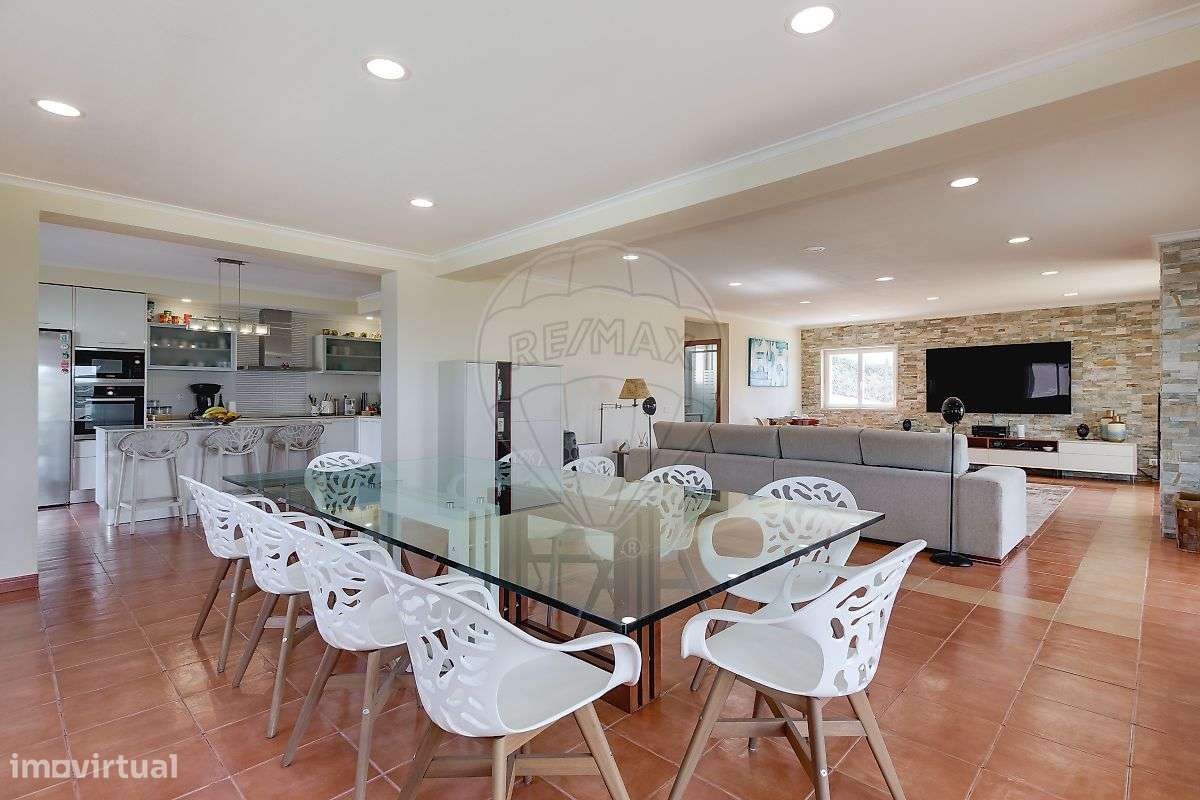 Moradia T5 para venda-6