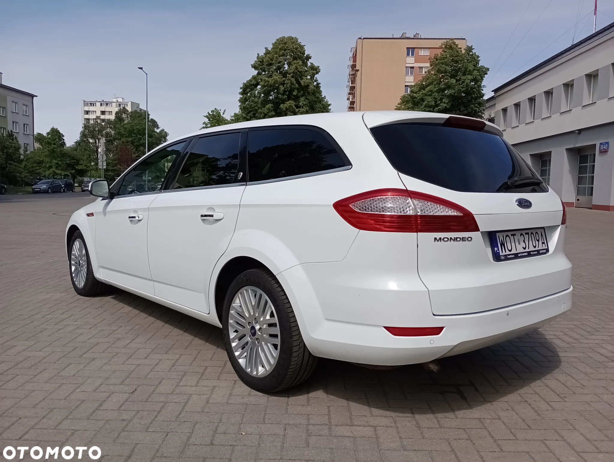 Ford Mondeo 2.0 TDCi Ghia X - 4