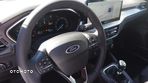 Ford Focus 1.0 EcoBoost Titanium - 11