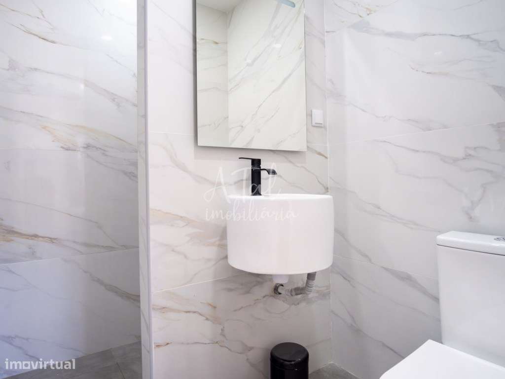 Moradia T6 com piscina e três suítes na Quinta do Abrantes | Uma no...-25