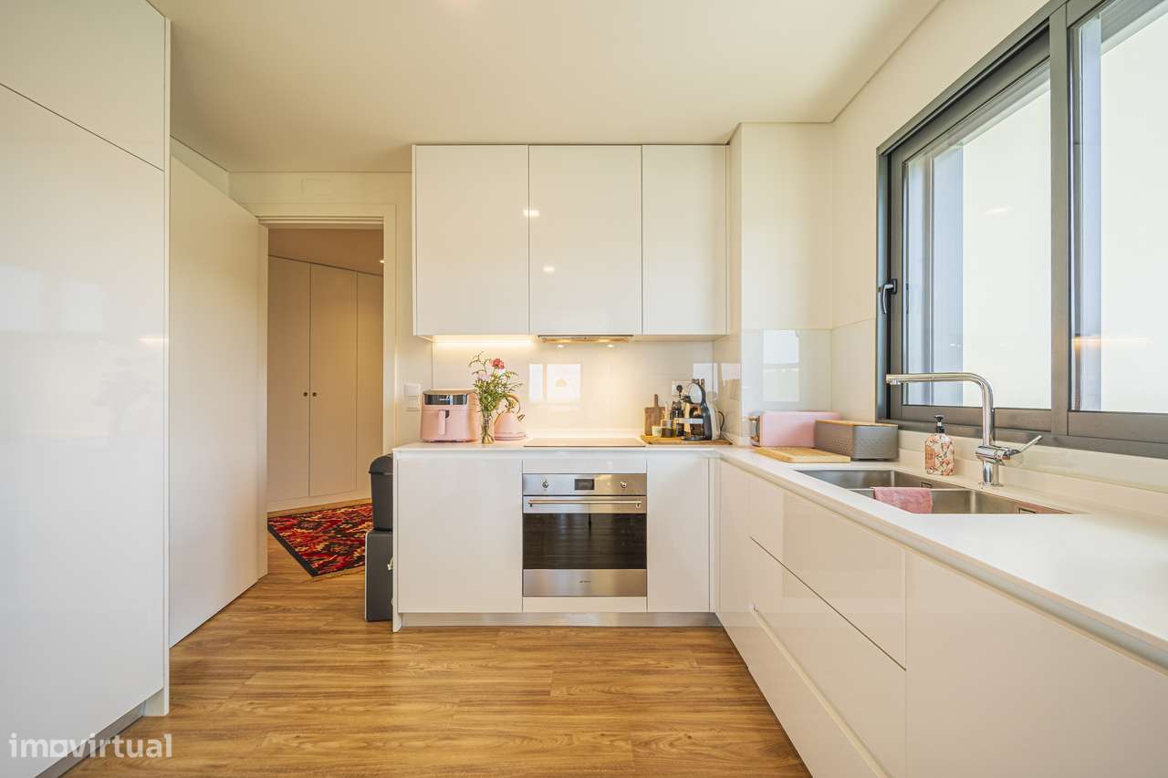 T4 | 183 m² | Miraflores | Vistas Monsanto + Rio-7