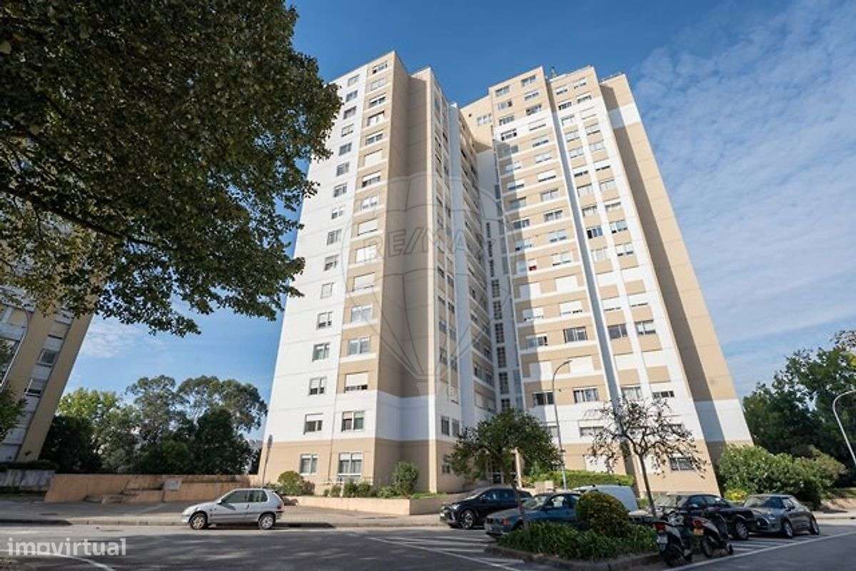 Apartamento T6 para venda - Grande imagem: 3/26