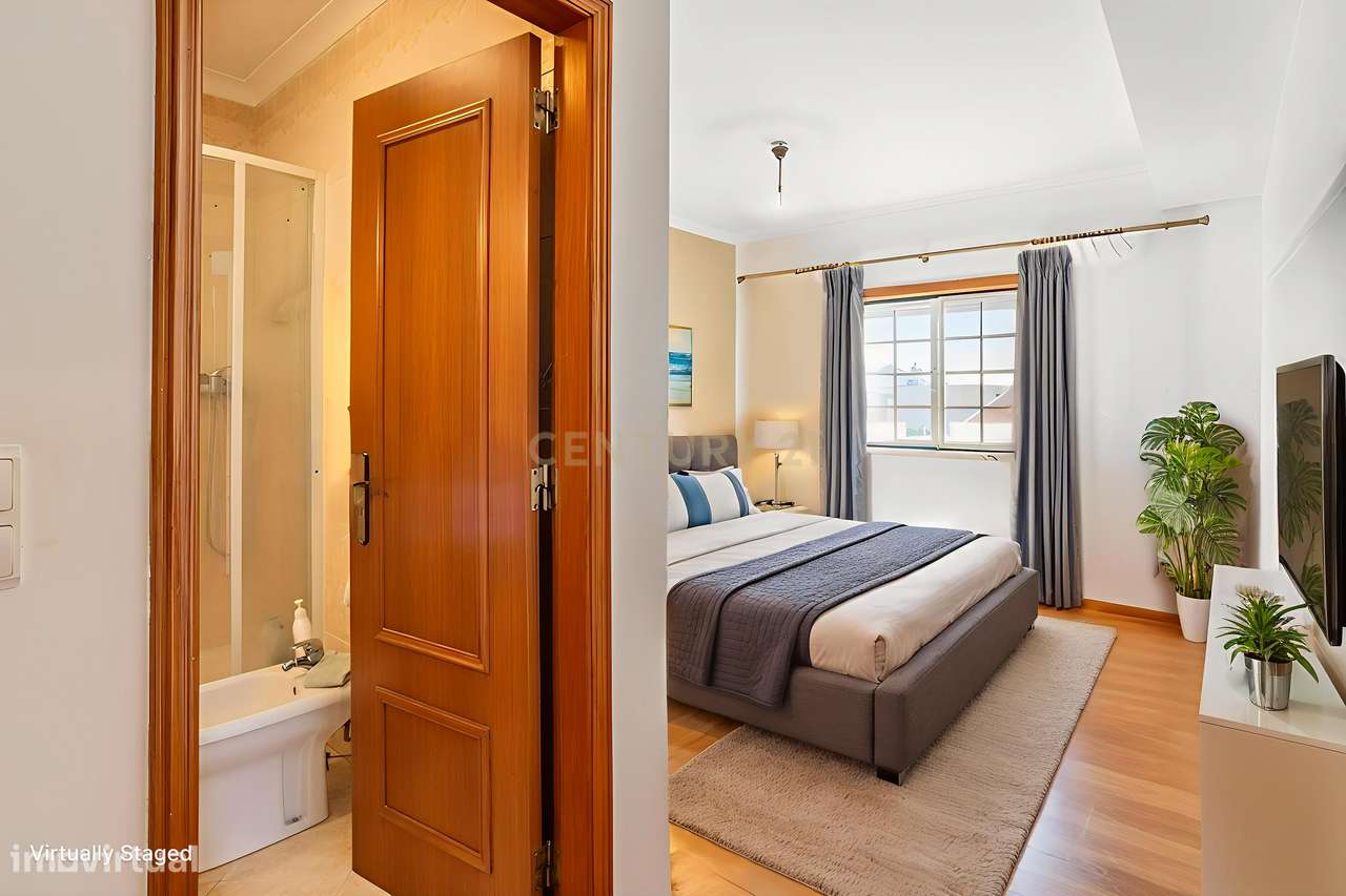 Duplex T3+2 c/ garagem no Samouco - Grande imagem: 4/16