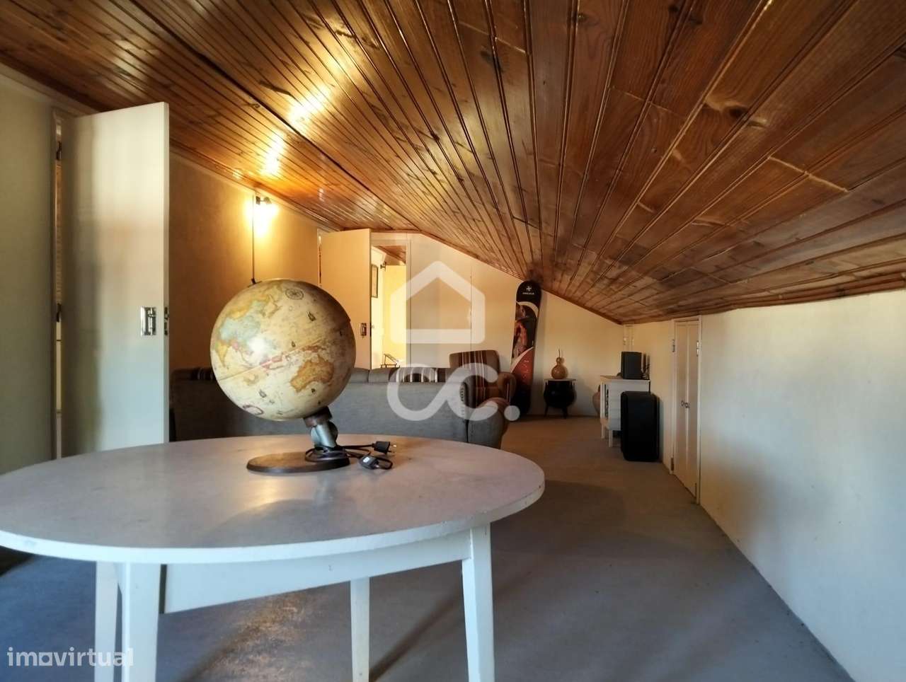 Moradia T5 inserida em lote de 376 m²-31