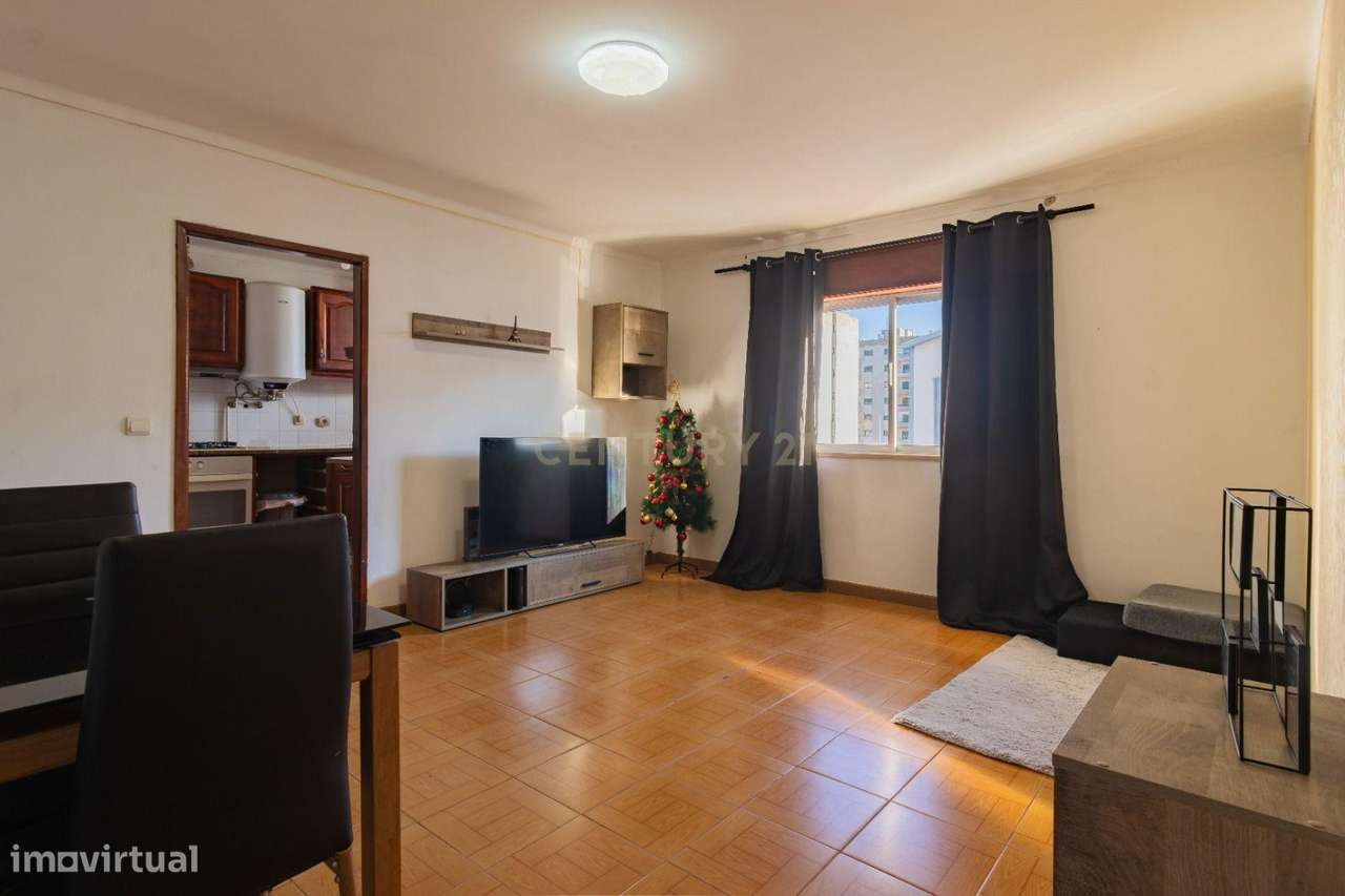 Apartamento T3 na Marinha Grande, Leiria-1