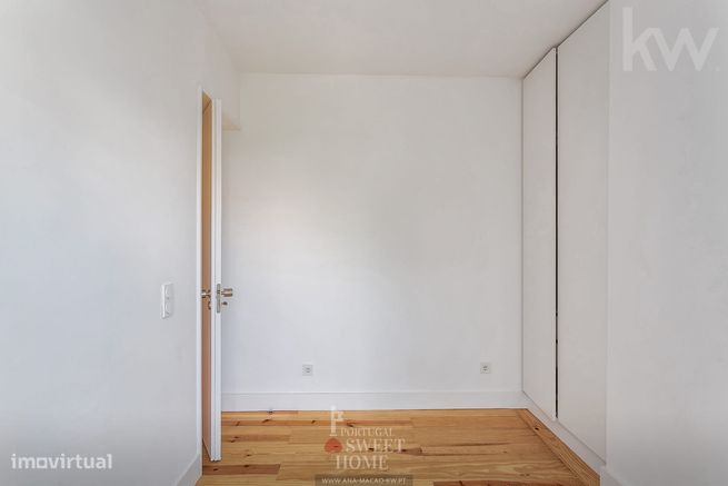Apartamento T2 renovado com vista rio, em frente ao Panteão Nacional-40