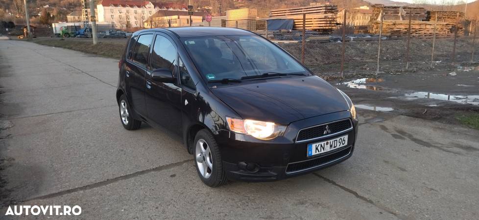 Mitsubishi Colt 1.3 ClearTec Invite - 1