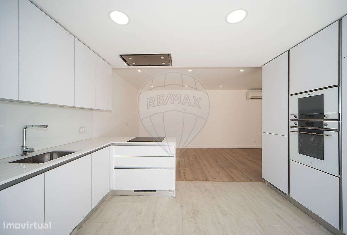 Apartamento T5 para venda - Grande imagem: 2/50