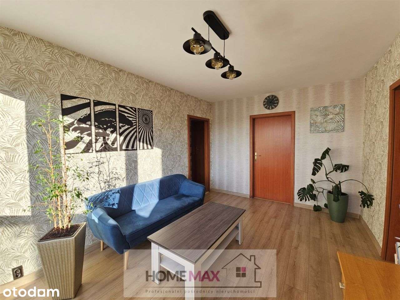 Mieszkanie 3-pokojowe w samym centrum Legnicy-1