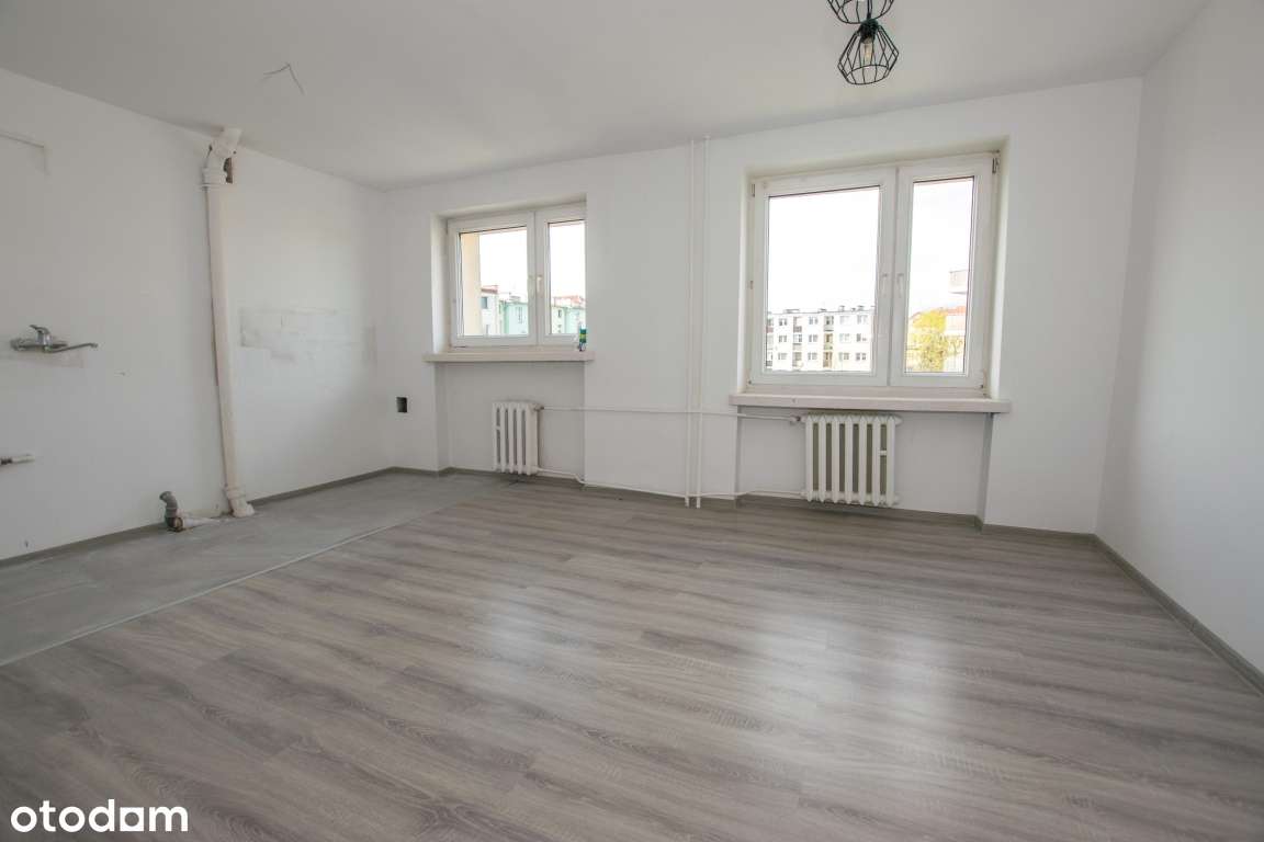 Mieszkanie 3-pok. 53m2 w samym centrum, przy plaży, II piętro.-6