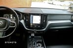 Volvo XC 60 D4 AWD Geartronic Momentum - 21