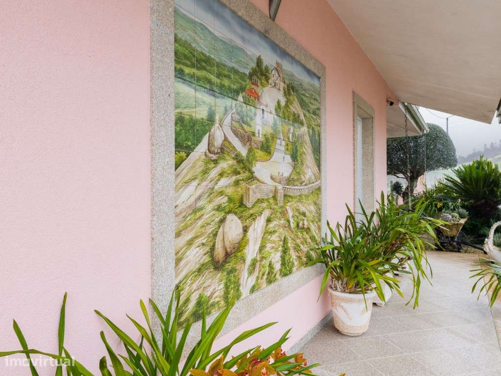 Excelente Moradia T3 em Lanhoso - Póvoa de Lanhoso-34