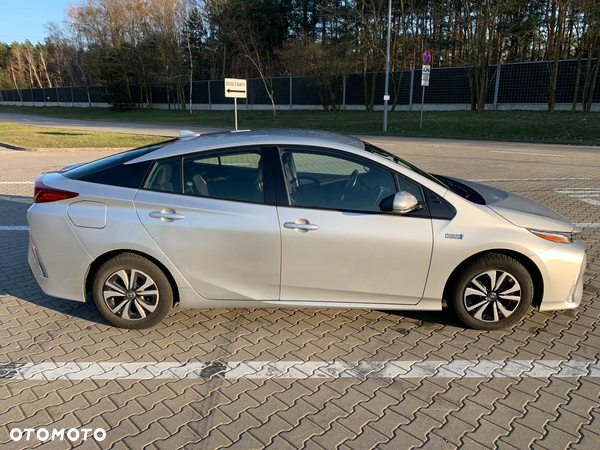 Toyota Prius Hybrid Comfort - 21